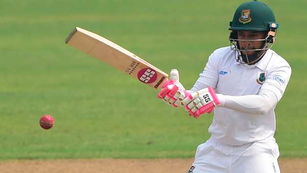 ഷാക്വിബുല്‍ ഹസന്‍