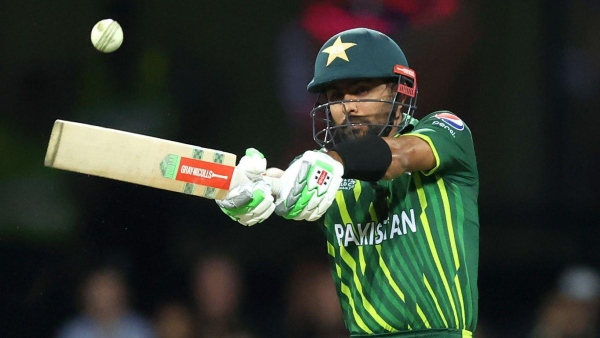 ബാബര്‍- ഹെഡ് (ഓപ്പണര്‍മാര്‍)