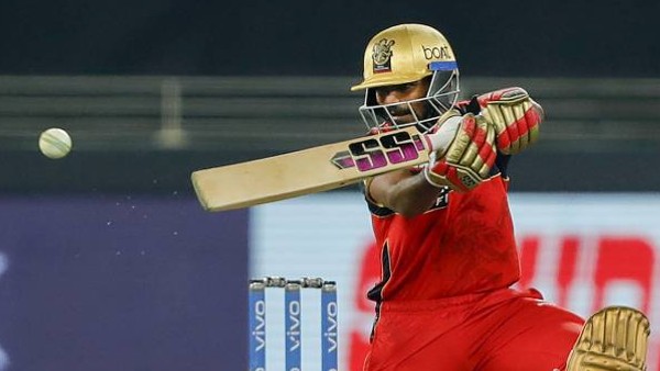 കെ എസ് ഭരത്, റഹ്‌മാനുല്ല ഗുര്‍ബാസ്, പ്രേരക് മങ്കാദ്