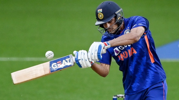 ഗില്‍ vs രജിത