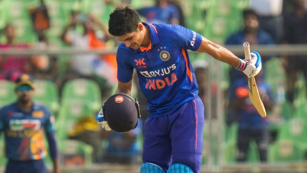 ട്രോട്ടിന്റെ റെക്കോര്‍ഡ് തിരുത്തി