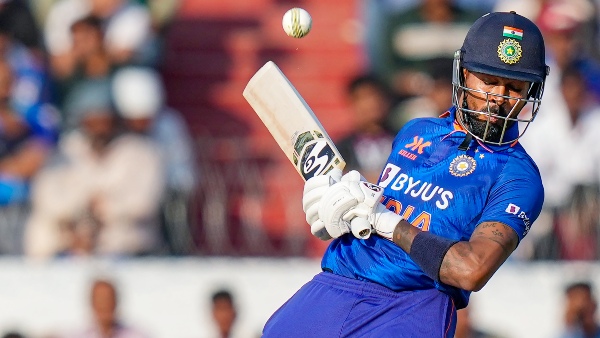 ഹാര്‍ദിക് 'കൊള്ളയടിക്കപ്പെട്ടു'