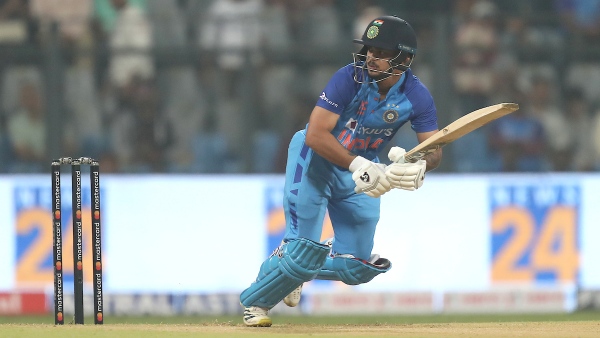 സ്‌ട്രൈക്ക് റൊട്ടേറ്റ് ചെയ്യണം