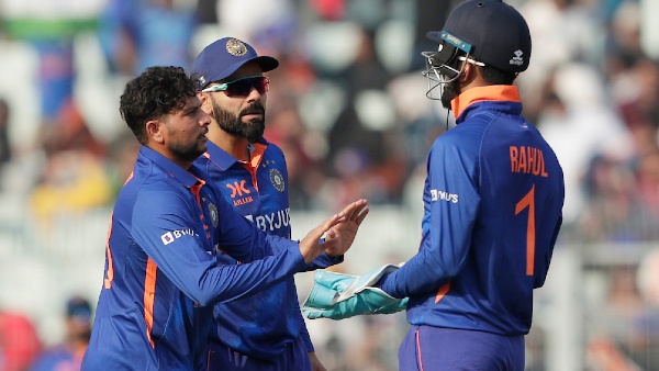 സ്ഥിരമായി കളിപ്പിക്കൂ