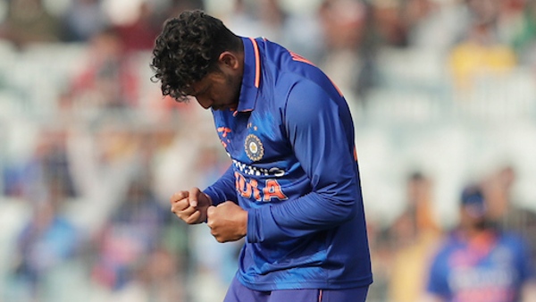 നിര്‍ണായക വിക്കറ്റുകള്‍