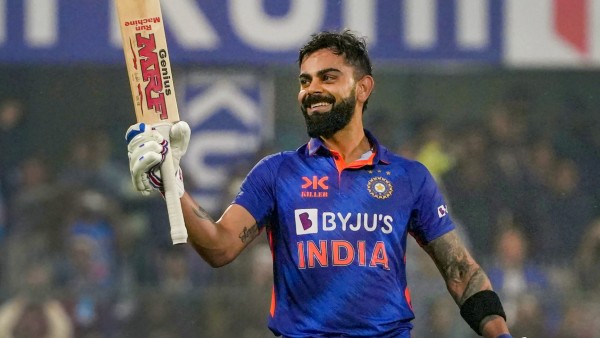 കോലിയെ നാണംകെടുത്തുന്നു