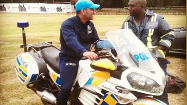 ബൈക്കുകളുടെ വലിയ ശേഖരം ബൈക്കുകളുടെ വലിയ ശേഖരം