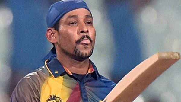 തിലകരത്‌ന ദില്‍ഷന്‍