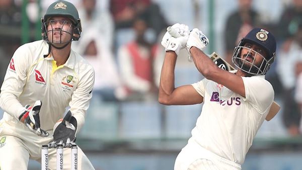 ഇന്ത്യയുടെ ഒന്നാം ഇന്നിങ്‌സ്