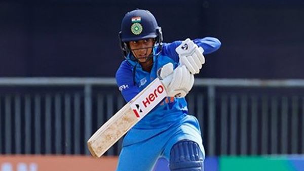 രക്ഷകരായി ജമീമയും റിച്ചയും