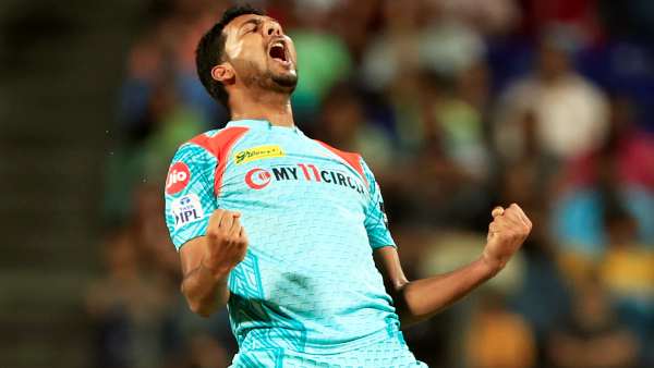 മൊഹ്‌സിന്‍ ഖാന്‍