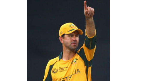 ഓഫ്‌സൈഡില്‍ 8 പേര്‍