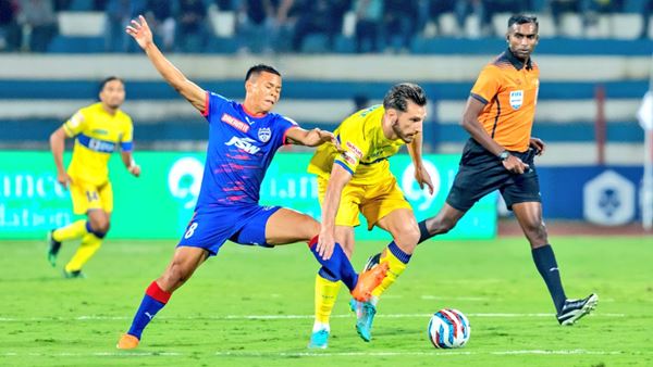 ബ്ലാസ്റ്റേഴ്‌സിന്റെ വാദം