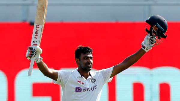 അശ്വിനും പിന്നില്‍ കോലി