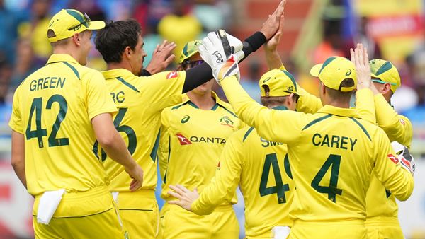 അനായാസം ഓസീസ്