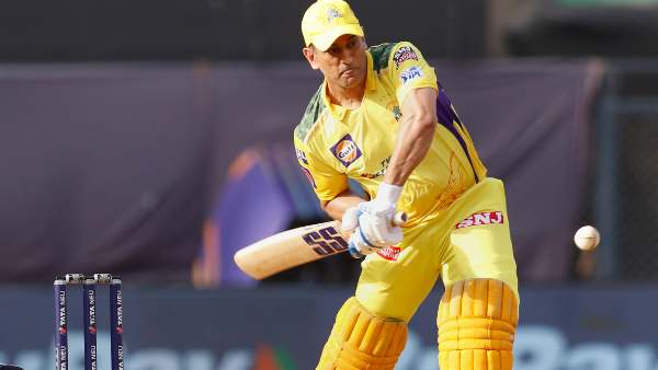 കൂടുതല്‍ തവണ സിക്‌സര്‍