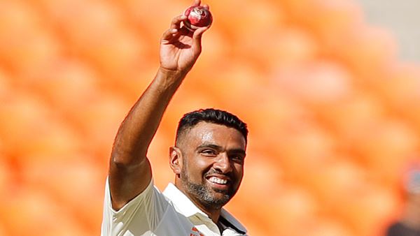 അശ്വിന്റെ ആറ് വിക്കറ്റ് പ്രകടനം