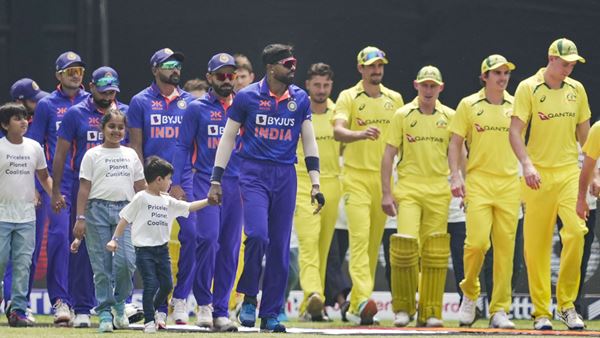 മാറ്റങ്ങളുമായി ഇരുടീമും