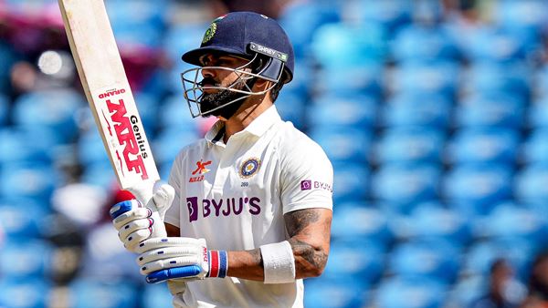 ടീമിന് ബാധ്യതയായി മാറുന്നു