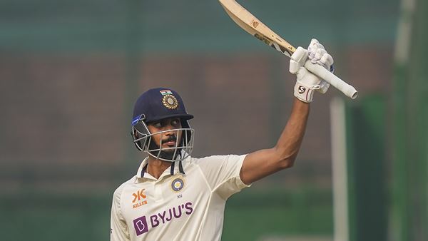 നതാന്‍ ലിയോണെതിരേ മികവ് കാട്ടും