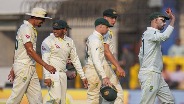 രണ്ടാം ഇന്നിങ്സിലും ഇന്ത്യക്ക് ബാറ്റിങ് തകര്‍ച്ച