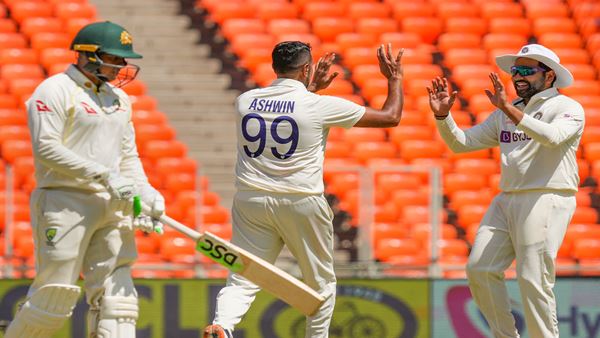 പൊരുതിനിന്ന് വാലറ്റം