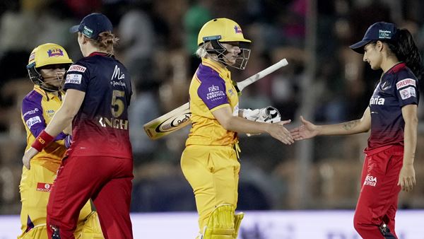 പിഴക്കുന്നത് എവിടെയെന്ന് മന്ദാന