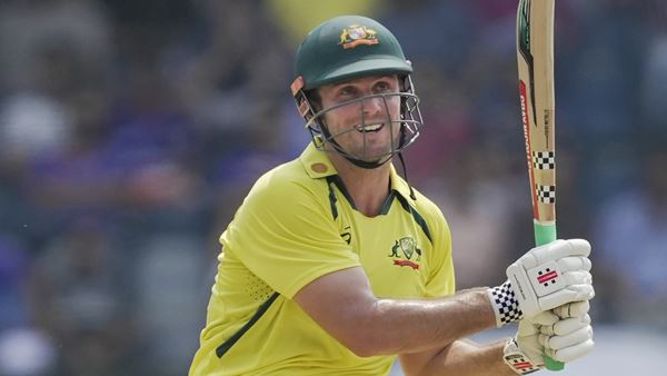 വിറപ്പിച്ച് മിച്ചല്‍ മാര്‍ഷ്