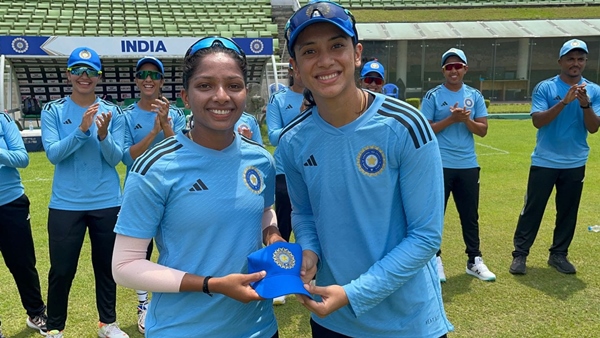 MINNU MANI SMRITI MANDHANA