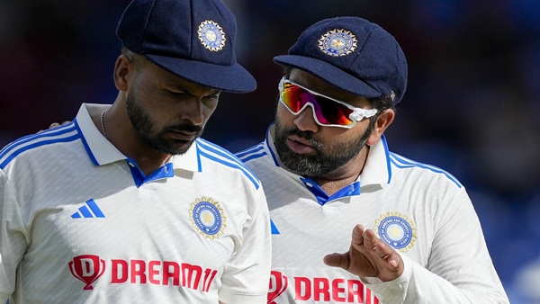 rohit sharma, mukesh kumar