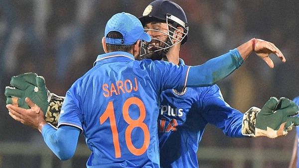 virat kohli, ms dhoni