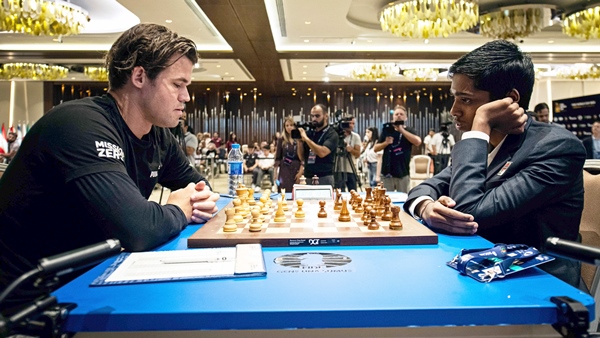 PRAGGNANANDHAA- CARLSEN