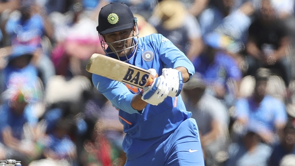 MS DHONI