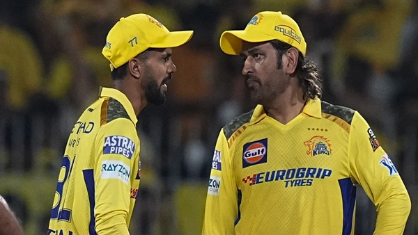 ms dhoni ruturaj gaikwad