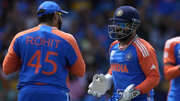 rishabh pant rohit sharma in t20 wc final