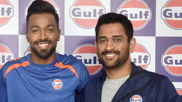 HARDIK PANDYA MS DHONI