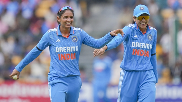 HARMANPREET- SMRITI