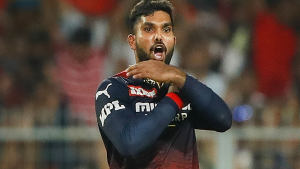 wanindu hasaranga wanindu hasaranga