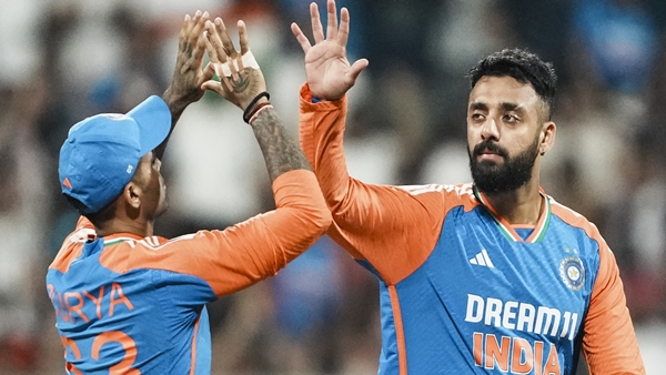 suryakumar yadav varun chakravarthy suryakumar yadav varun chakravarthy