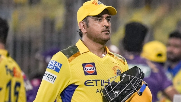 MS DHONI