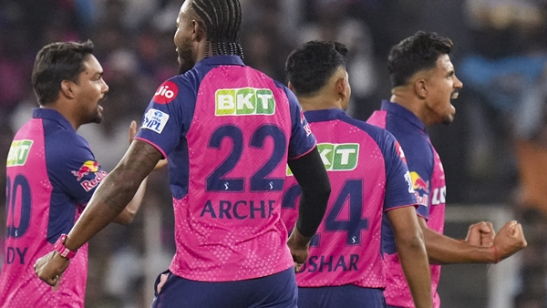 maheesh theekshana maheesh theekshana