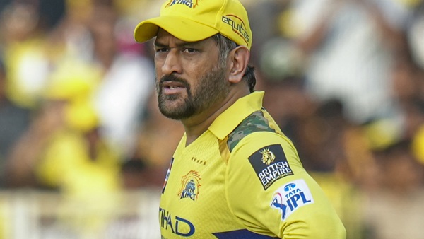 dhoni dhoni