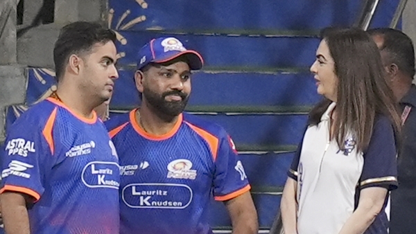 HARDIK NITA AKASH AMBANI