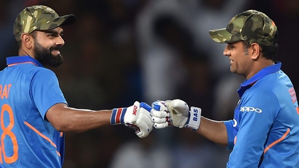 kohli-dhoni