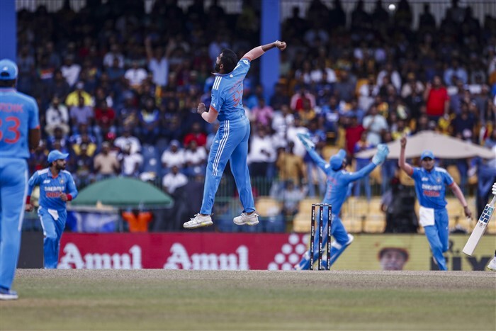 India Wins Asia Cup 2023 Against Sri Lanka, See the Best Moments in Match Photos