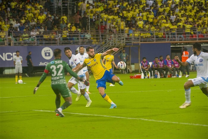 In Pics : Kerala Blasters vs Jamshedpur FC Match: Blasters wins second match