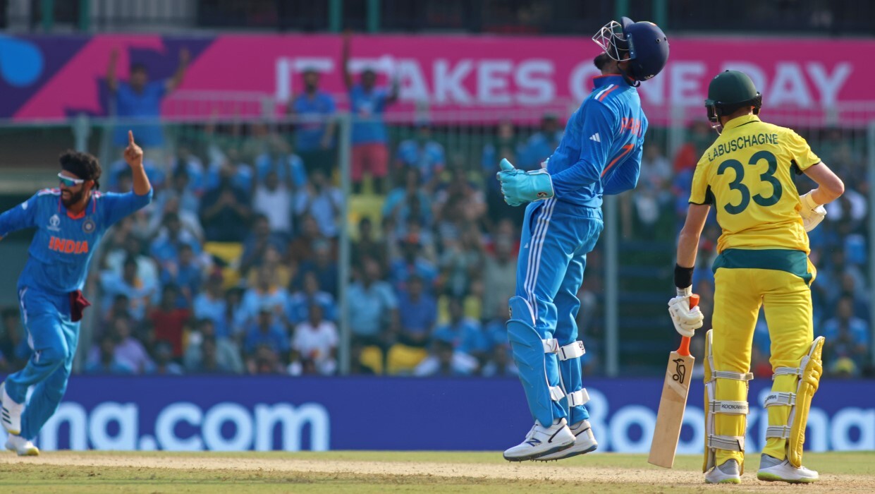 Ind VS Aus Photos ICC World Cup 2023 Match 5 - Australia Score 199 In ...