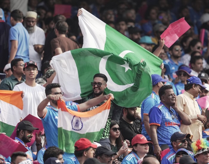 India VS Pakistan World Cup 2023 Photos (Match 12) - Crowd Cheer For The Cricket Match
