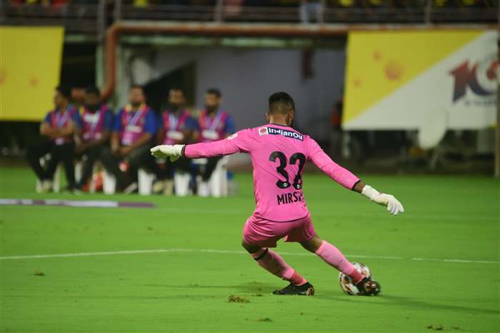 Kerala Blasters vs North East United FC Match Photos