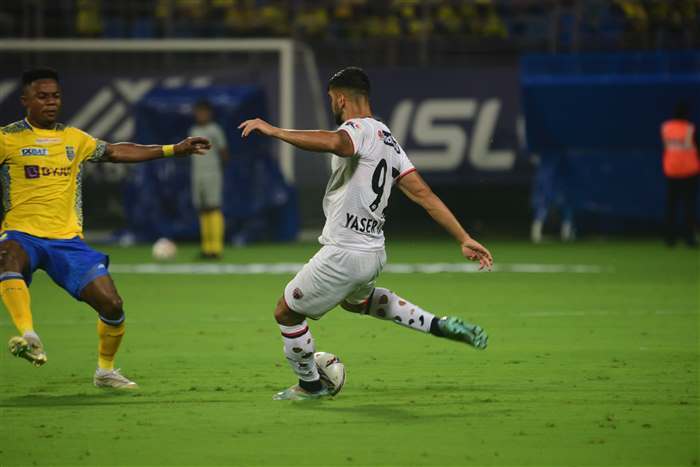 Kerala Blasters vs North East United FC Match Photos